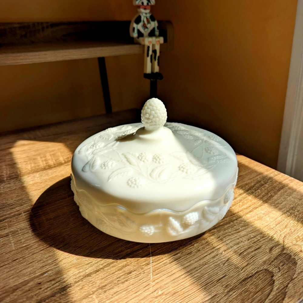 Vintage Fostoria 1960s Berry Milk Glass Candy Dish
